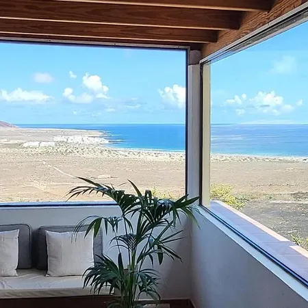 Dama De Famara *