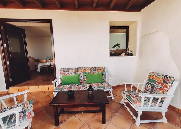 Dama De Famara Villa *