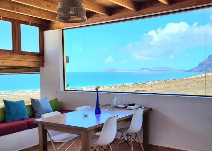 Dama De Famara Villa *